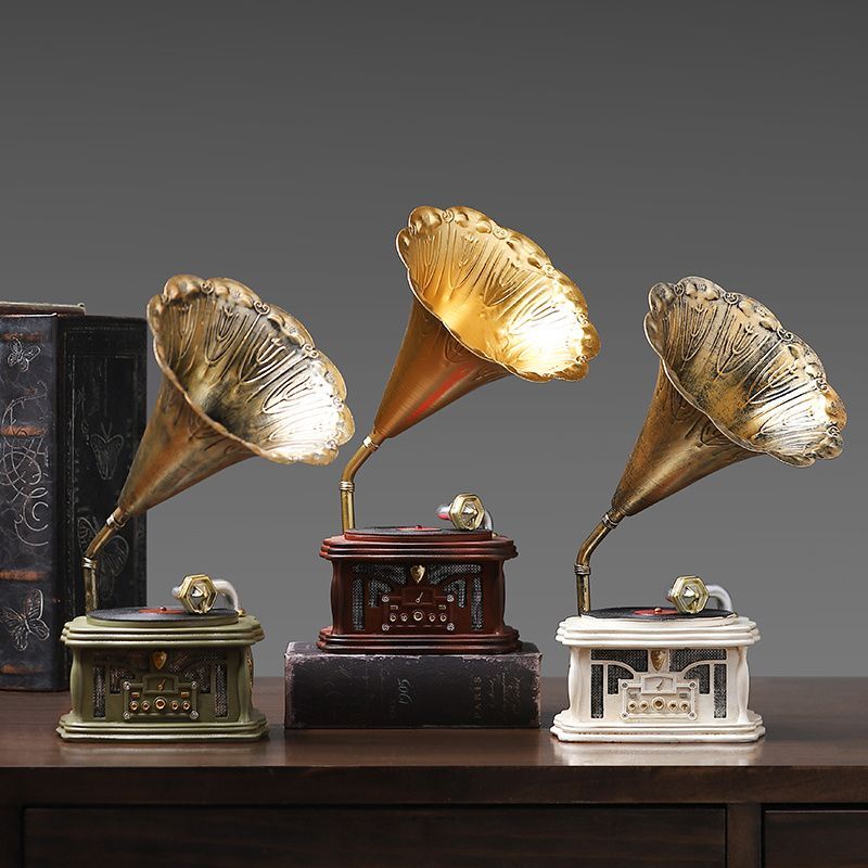 Tv Art And Craft - Antieke Klassieke Retro Hoorn Grammofoon Simulatie